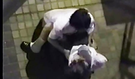 Biarkan aku bungkus kecil saya, orang Asia bibir di sekitar kemaluan Joi sex live jepang