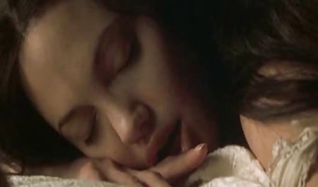 Uncensored Jepang porno Toket video bokep japan xnxx besar cukur jembut MILF dengan 2 orang