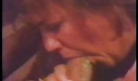 Mahina telanjang strip dan Masturbasi jepang hot porn di tempat tidur
