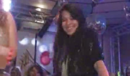 Toket besar Carolina mendapat Toket cewek mesum gaya di sekolah jepang xxx
